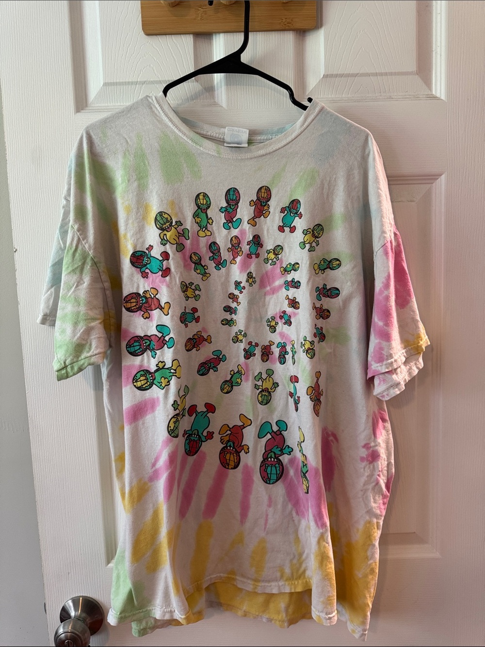 Tie dye earth gang shirt